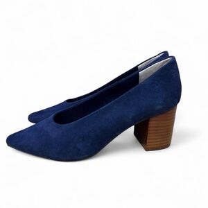 Navy‎ blue suede block heel pumps.